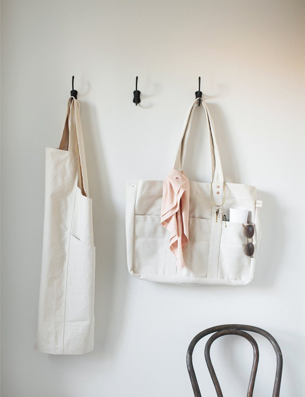 KonMari Shop | Marie Kondo Cooking and Gardening Apron with pockets