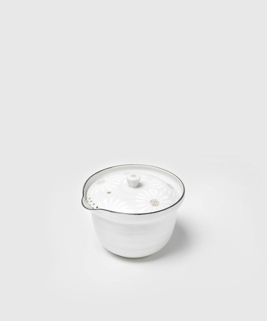 Japanese Pottery Matcha Bowl | KonMari by Marie Kondo 