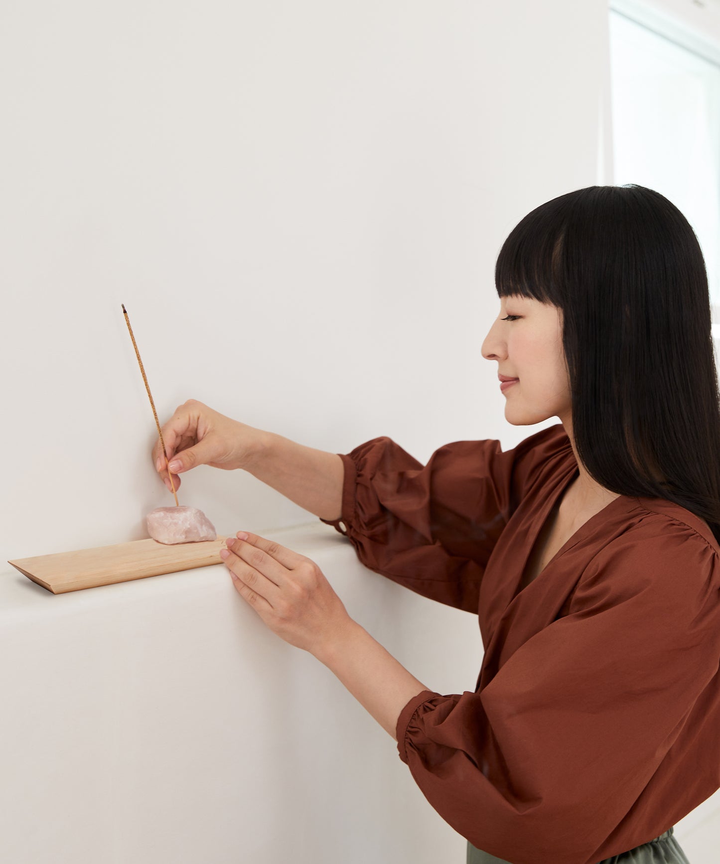 Rose Quartz Incense Holder | KonMari Exclusive | KonMari by Marie Kondo