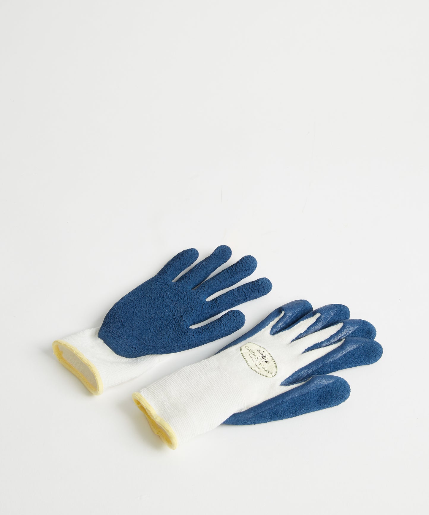 Natural Bamboo Garden and Work Gloves | KonMari by Marie Kondo